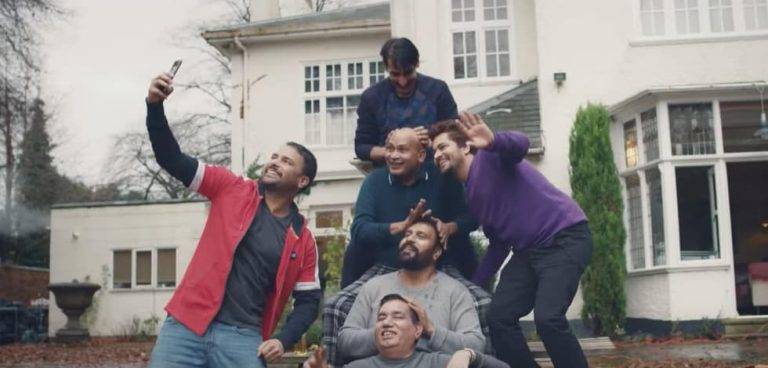 Chal Mera Putt 2 Song Lyrics Hindi (2020) – Amrinder Gill | Updated 2024 चल मेरा पुत्त 2 Chal Mera Putt 2 Song Lyrics Hindi - Amrinder Gill