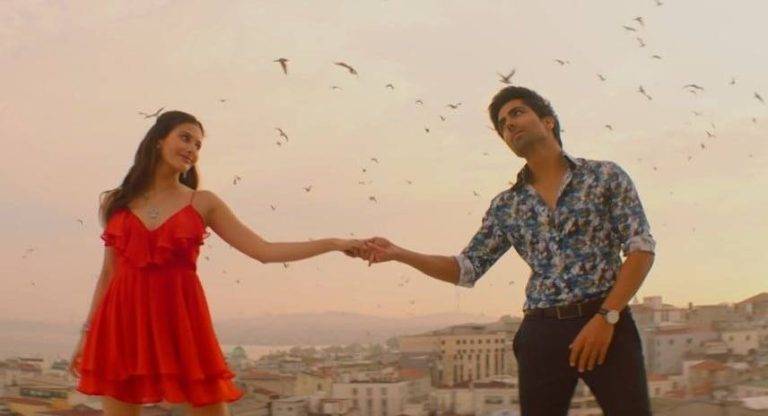 Jee Karr Daa Song Lyrics Hindi (2020) – Harrdy Sandhu | Updated 2024 जी कर दा Jee Karr Daa Song Lyrics Hindi – Harrdy Sandhu