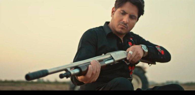 Faraar Song Lyrics Hindi (2020) – Jass Bajwa | Updated 2024 फरार Faraar Song Lyrics Hindi - Jass Bajwa