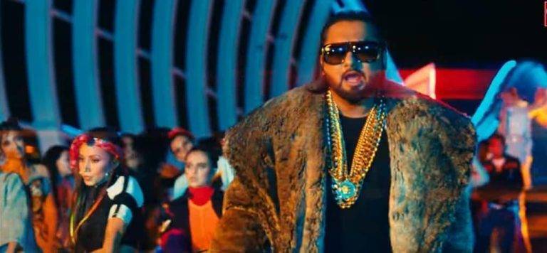Loca Song Lyrics Hindi (2020) – Yo Yo Honey Singh | Updated 2024 लोका Loca Song Lyrics Hindi – Yo Yo Honey Singh-min