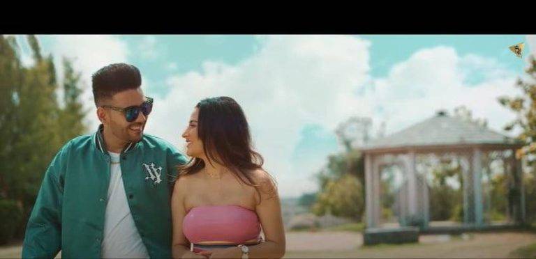 40 Botlan Song Lyrics In Hindi (2020) – Vicky 40 बोतलां 40 Botlan Song Lyrics In Hindi - Vicky