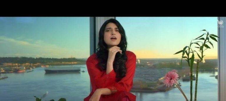 Busy Busy Song Lyrics In Hindi (2020) – Nimrat Khaira Busy Busy Song Lyrics In Hindi (2020) - Nimrat Khaira