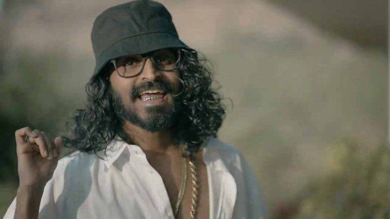 Chusamba Lyrics in Hindi