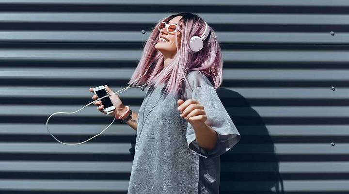 Megan Joy – A Beauty and Fashion Blogger Extraordinaire 1 5JCvhdH1Cb7o70KvIJNDYA